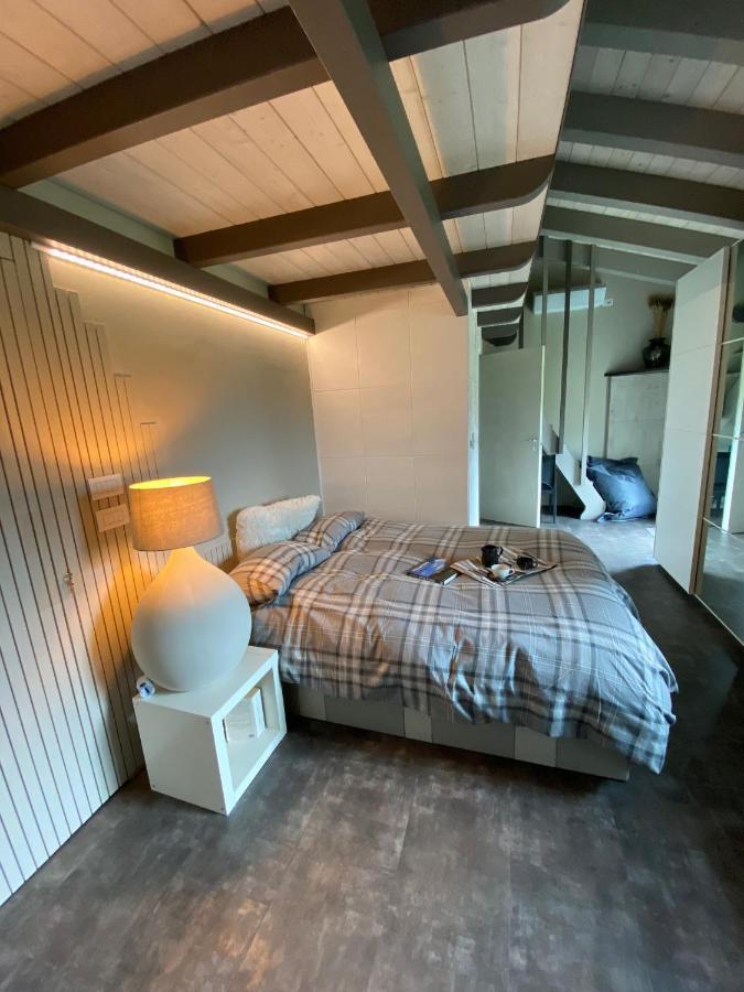 Cascina Serra Eco-House Beb Muzzano ภายนอก รูปภาพ
