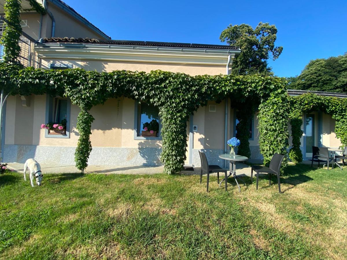 Cascina Serra Eco-House Beb Muzzano ภายนอก รูปภาพ